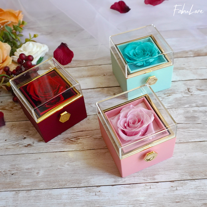 Eternal Rose Box - med graverat halsband och konstgjorda rosor