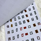 Stickerbok om flickors estetik